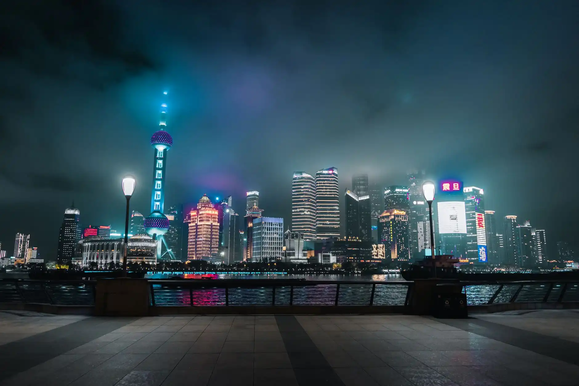 工业废水零排放技术路线对比：登洁科技水处理设备选型指南